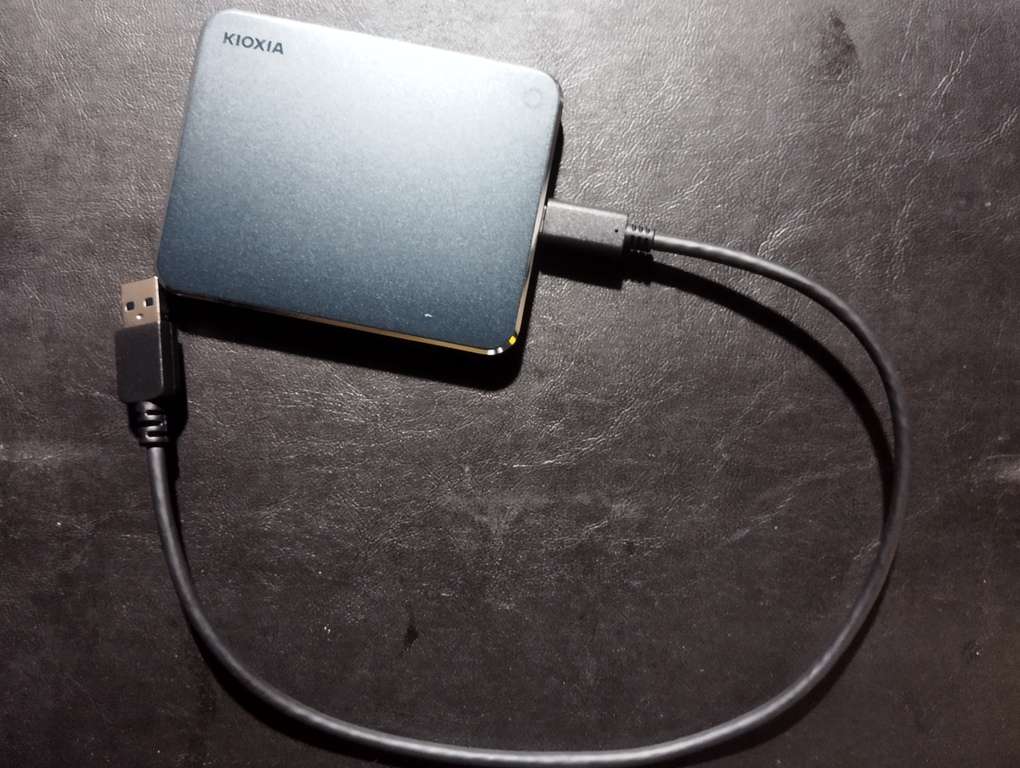 キオクシア(KIOXIA) SSD 外付け 480GB　XS700